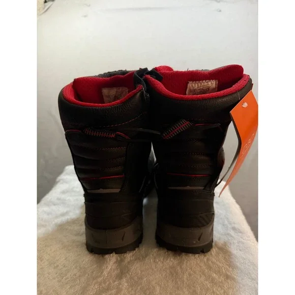 Red Wing Shoes Men's Black Insulated D30 Work Boots Size 9 Lace Up NWT